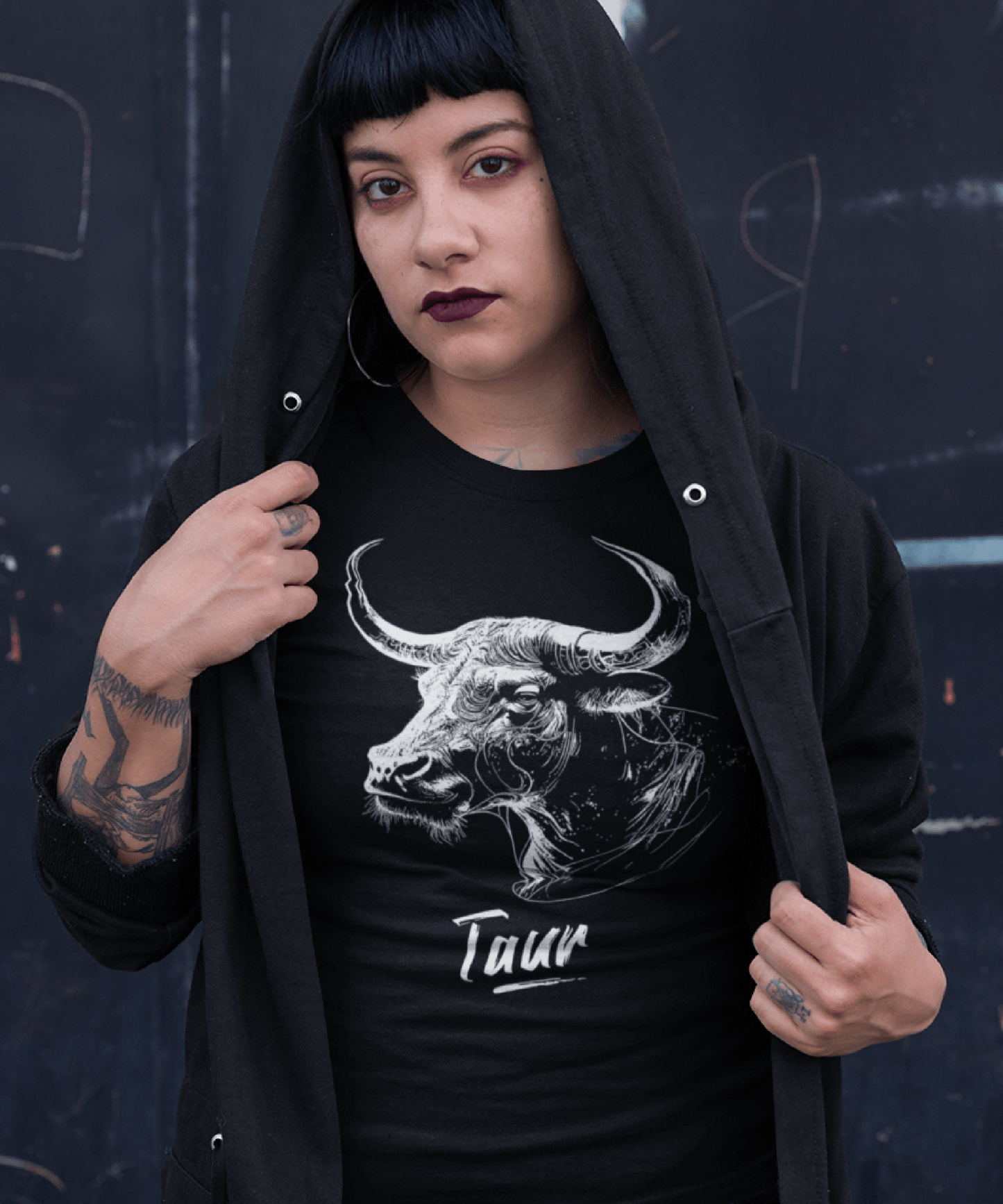 Taur - Cadou Zi de Naștere Fete si Baieti Aprilie-Mai Tricou Unisex