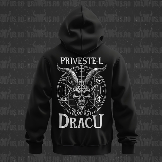 Hanorac Priveste-l In Ochi Pe Dracu